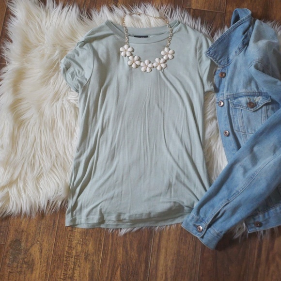 Rue21 Tops - LIKE NEW soft basic tee